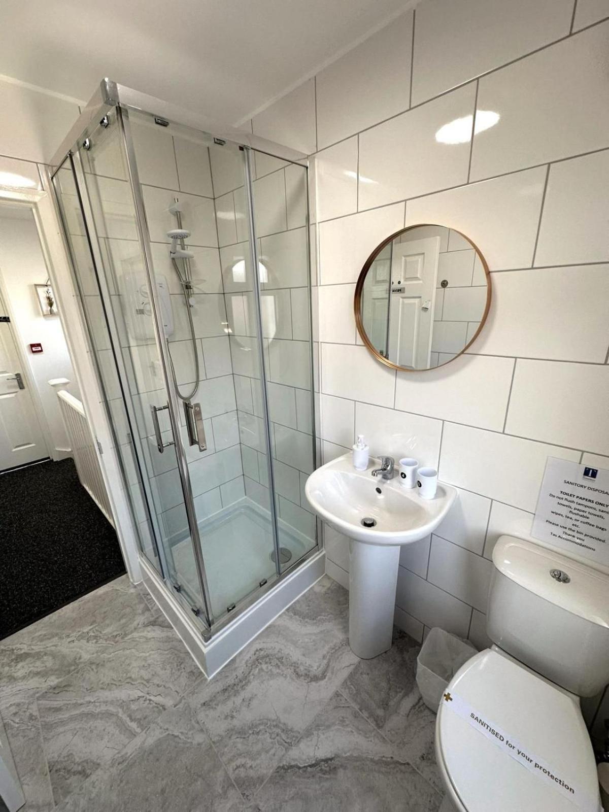Newmarket Road Studios And Suites By Tas Accommodations Cambridge  Extérieur photo
