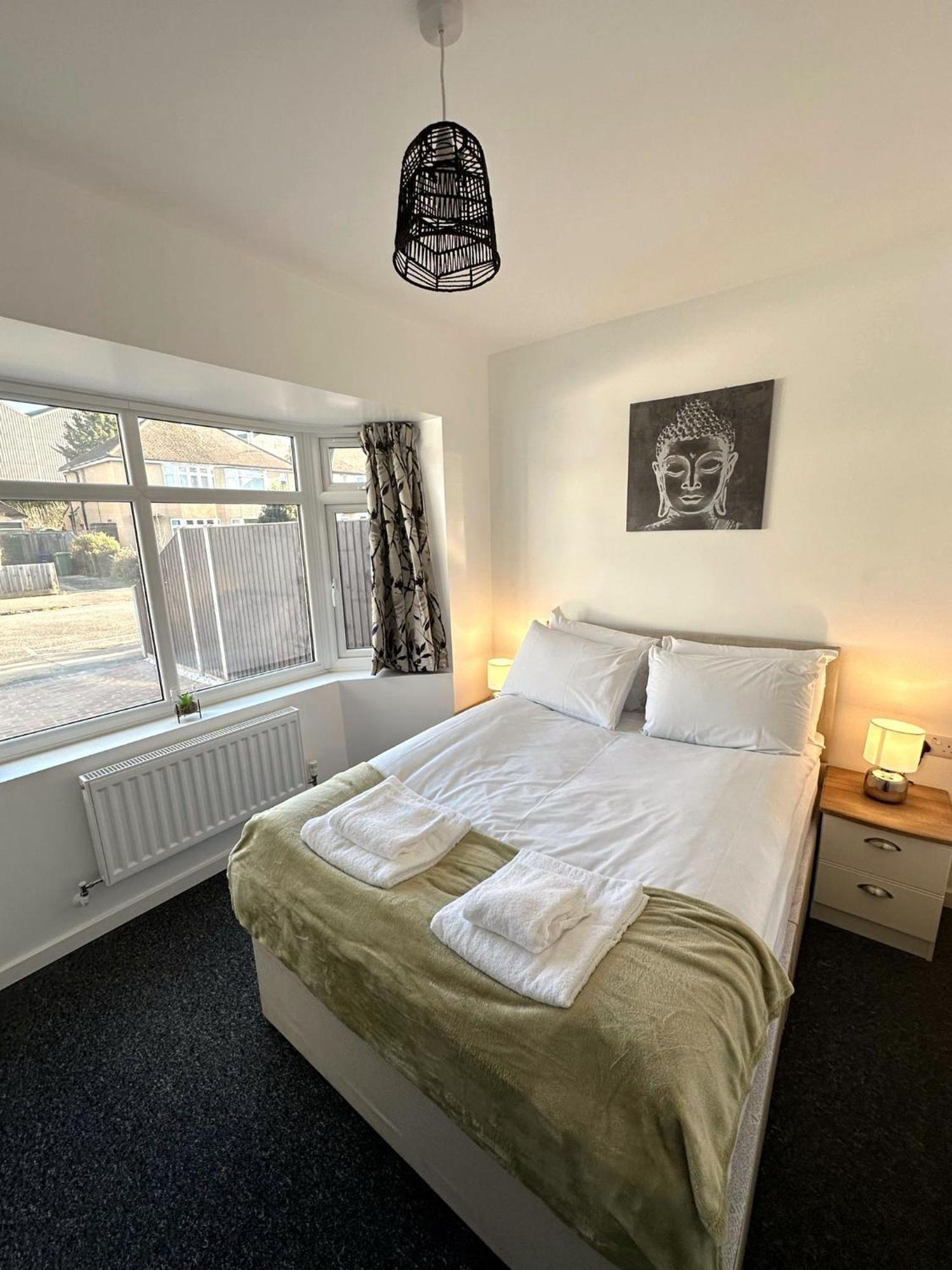 Newmarket Road Studios And Suites By Tas Accommodations Cambridge  Extérieur photo