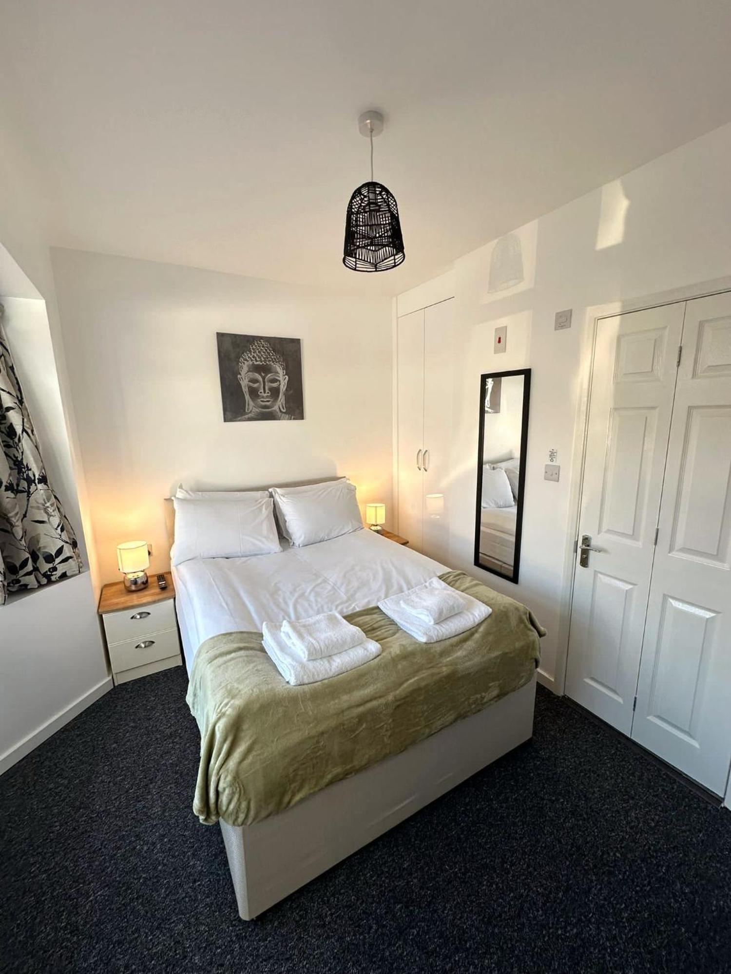 Newmarket Road Studios And Suites By Tas Accommodations Cambridge  Extérieur photo