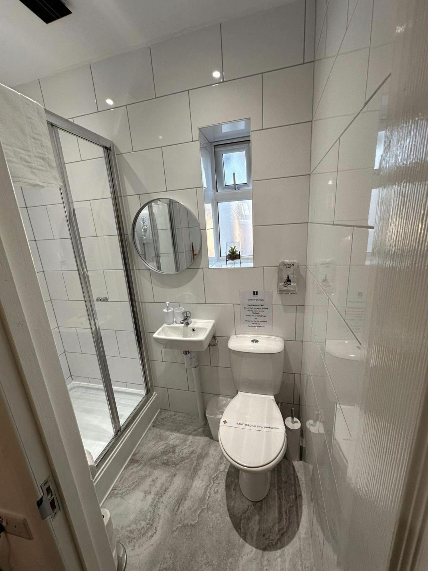 Newmarket Road Studios And Suites By Tas Accommodations Cambridge  Extérieur photo